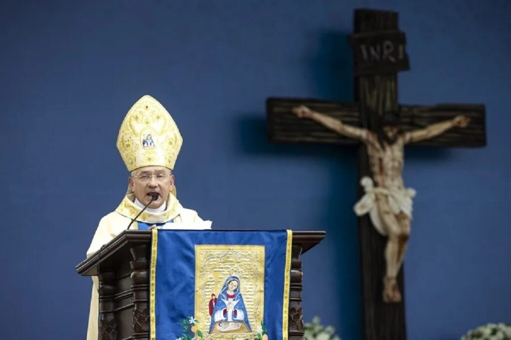 El papa sustituye al «número 3» vaticano, el venezolano Peña, por el nuncio en Colombia 3 En la foto, Monseñor Edgar Peña Parra, sustituto para los Asuntos Generales de la Secretaría de Estado y enviado especial del Papa a la República Dominicana,