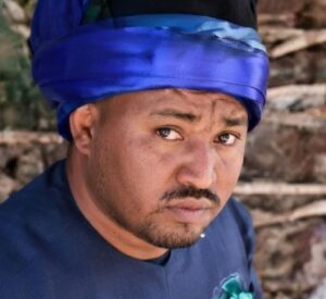 En la foto, los chivatones de la seguridad encargados de citar