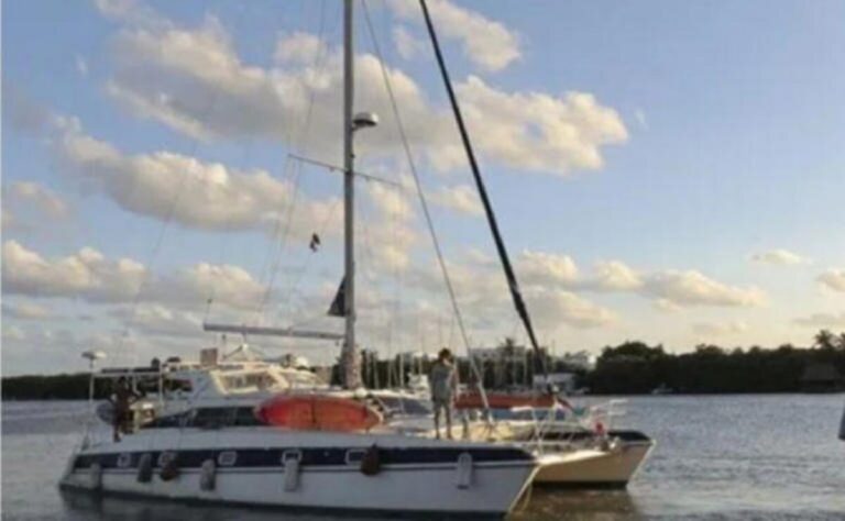 En la foto, veleros mexicanos