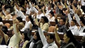 En la foto, votación en la Asamblea Nacional