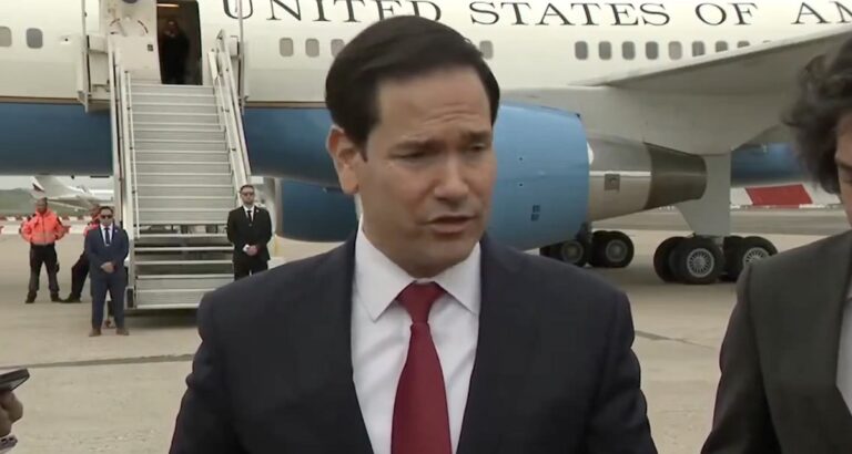 En la foto, Marco Rubio durante sus declaraciones