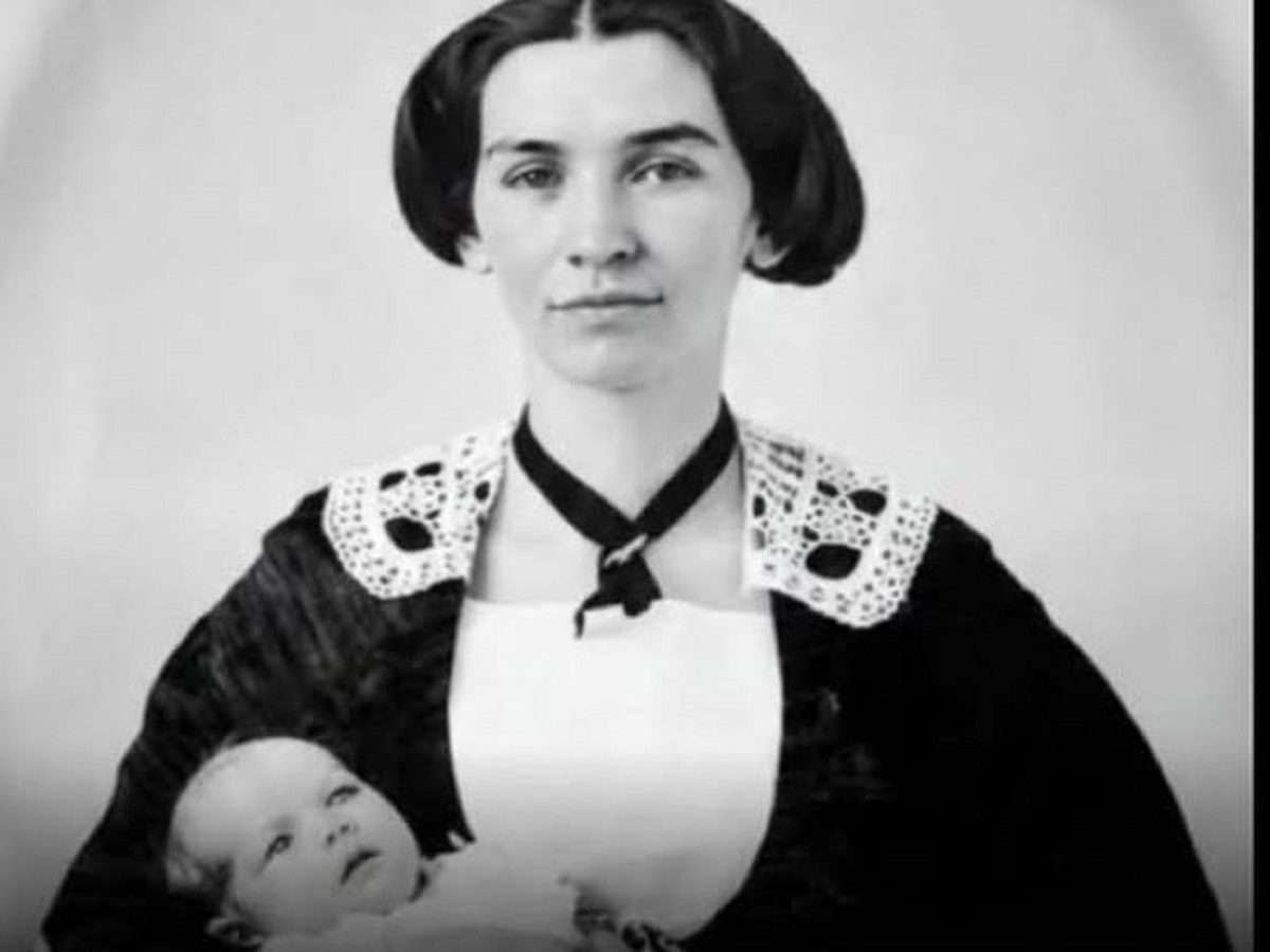 En la foto, Kate Kampen y su hijo