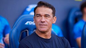 En la foto, Luis García Plaza