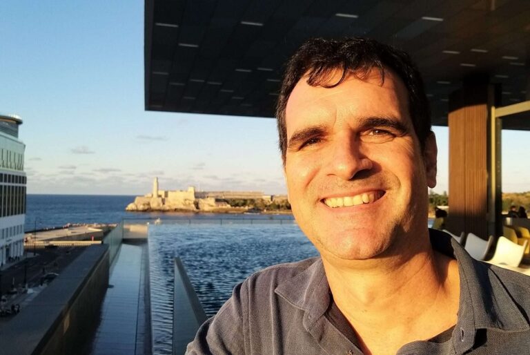 En la foto, Abel Tablada