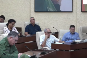 En la foto,El Cangrejo en la reunión donde se anunciaron las conversaciones con EEUU