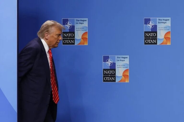 En la foto, el presidente de Estados Unidos, Donald Trump, a su llegada a la cumbre de la OTAN en La Haya, en junio del año pasado