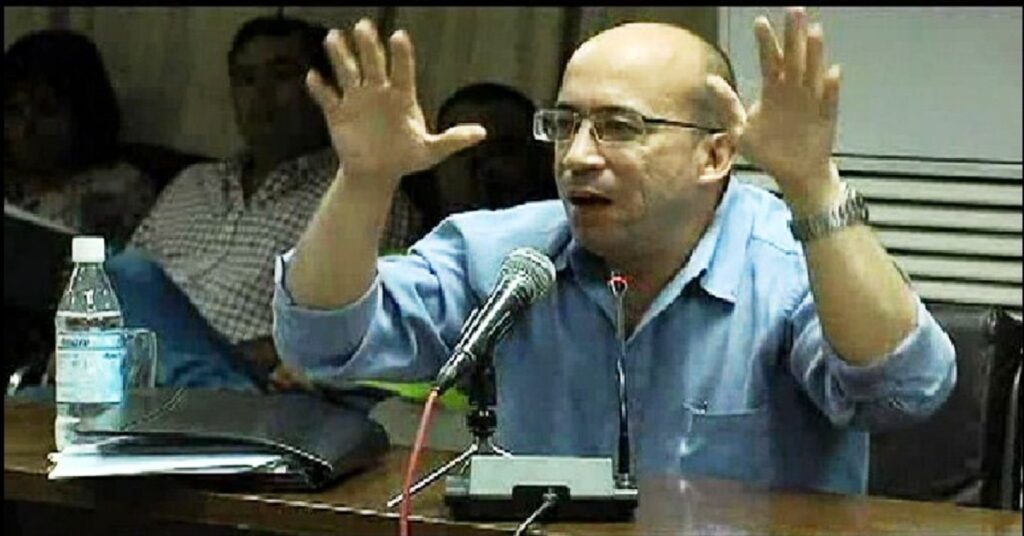 En la foto, Randy Alonso