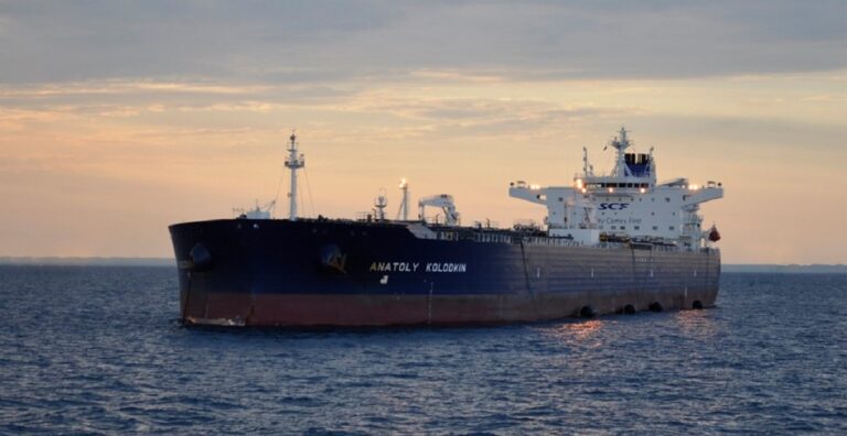 En la foto, el petrolero ruso Anatoly Kolodkin