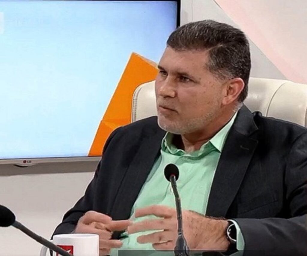 En la foto, el viceprimer ministro de Cuba y sobrino nieto de Raúl Castro