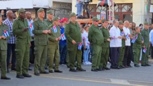 En la foto, la cúpula castrista