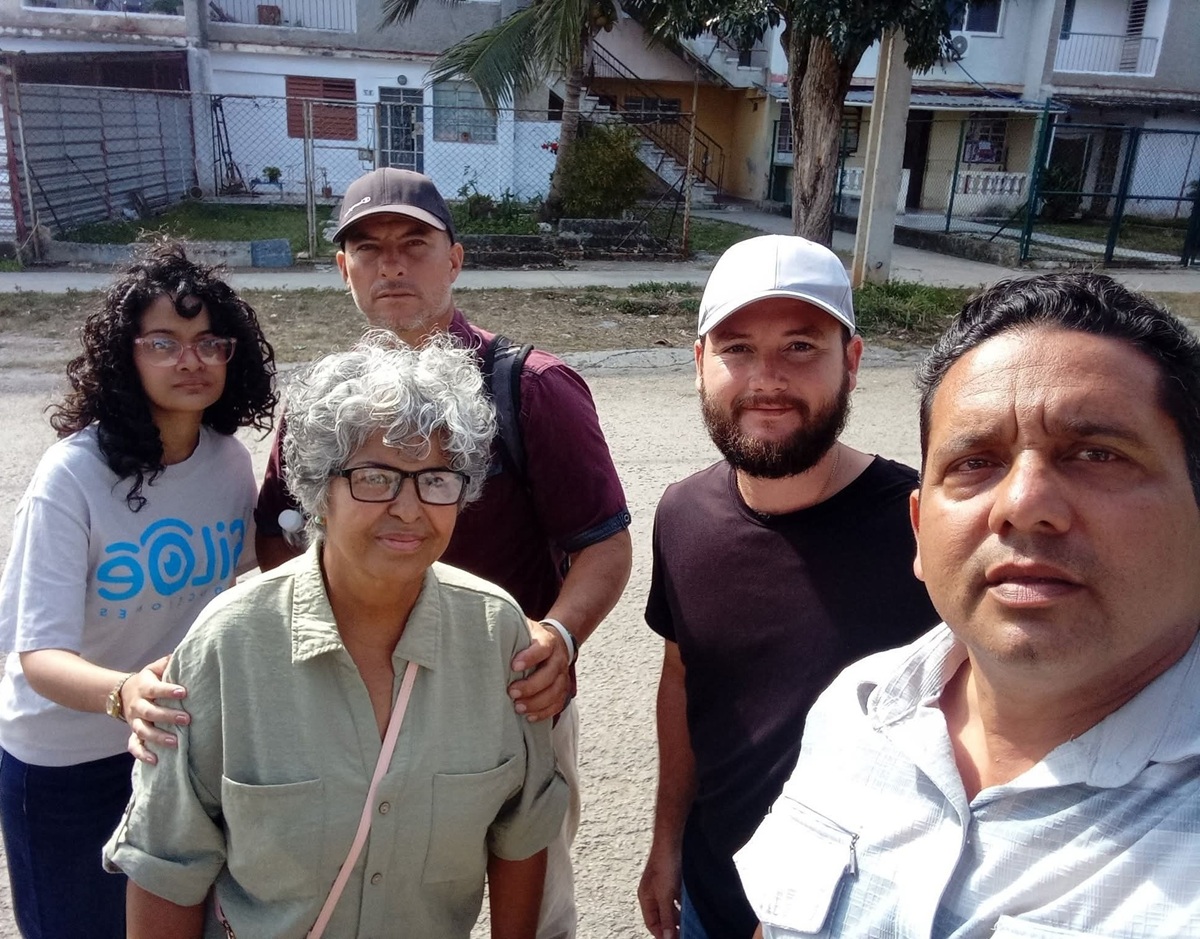 El Sísifo cubano: empujar la igualdad contra la dictadura 1 En la foto, la Seguridad del Estado, la policía política cubana, detiene a Ana Sofía Benítez