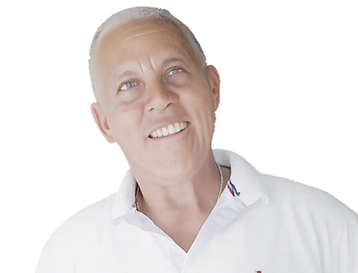 Renacer de las cenizas: una virtud de los más osados 1 En la foto, Rey Vicente Anglada