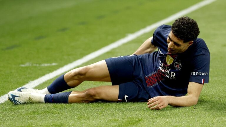 En la foto, Achraf Hakimi