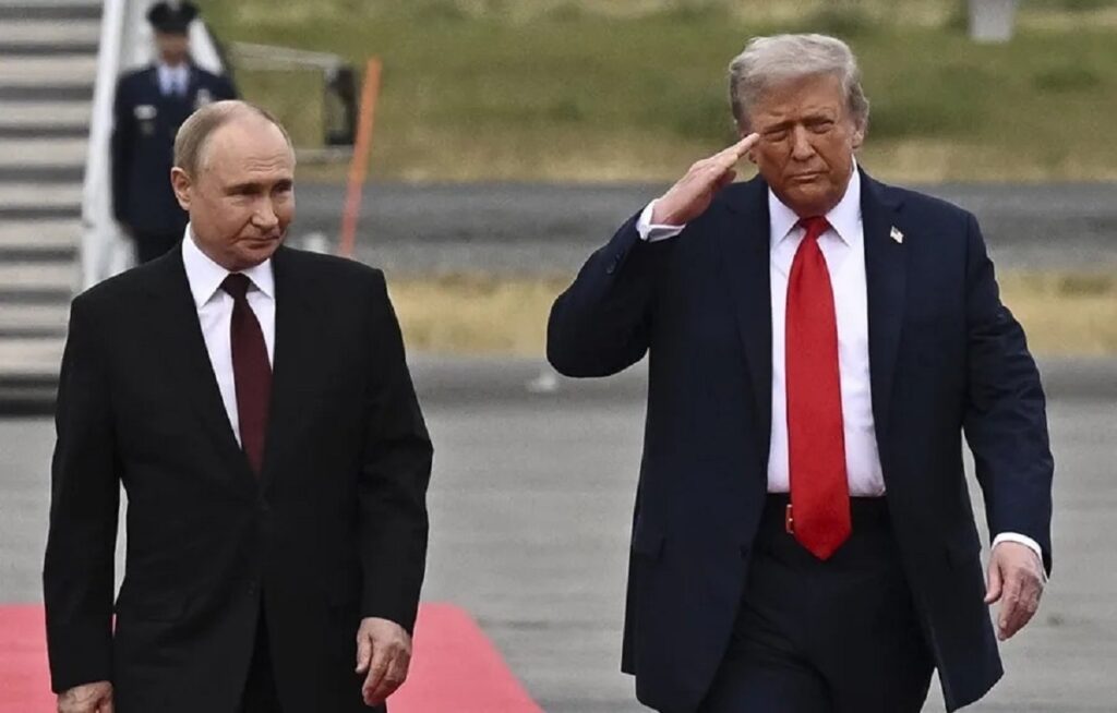 En la foto, Putin y Trump
