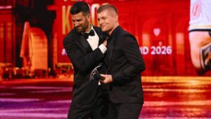 En la foto, Toni Kroos y el tenista serbio Novak Djokovic durante la entrga de los Premios Laureus