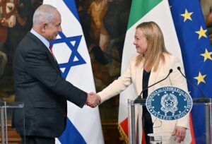 En la foto, Benjamín Netanyahu y Georgia Maloni