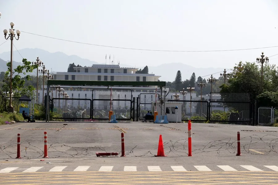 En la foto, Perímetro de seguridad en la zona preparada para albergar la segunda ronda de negociaciones entre EE.UU e Irán, en Islamabad