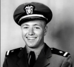 En la foto, el piloto James M. Huston Jr.