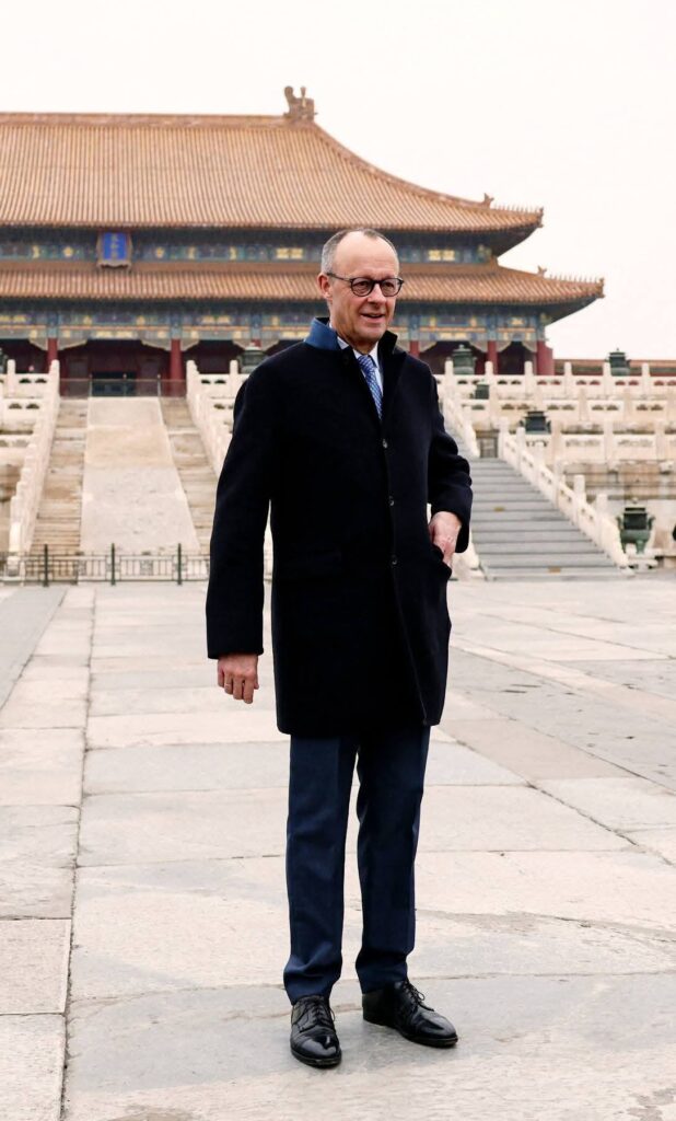 El agua sucia del Packard y la hipocresía de la izquierda global