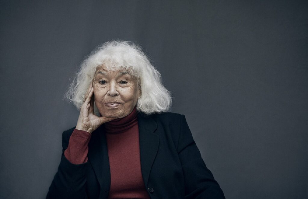 La niña que se tiñó los dientes de negro para no casarse: la historia de Nawal El Saadawi 2 En la foto, Nawal El Saadawi