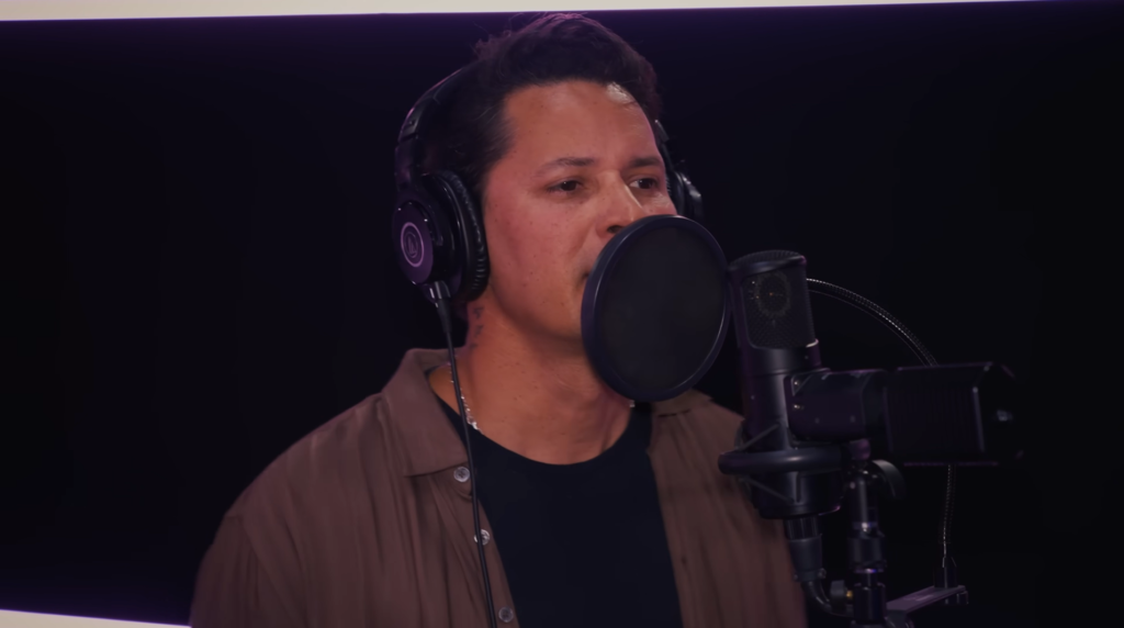 Leoni Cantando en Cuba