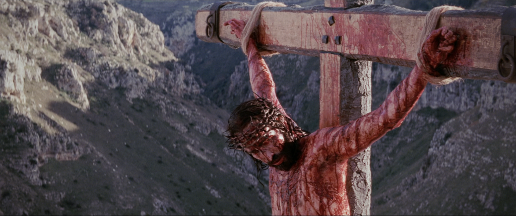 qué es el Viernes Santo imagen de la crucifixión de Jesús en la cruz al atardecer