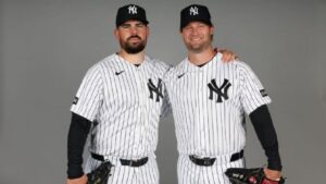 En la foto, Carlos Rodón y Gerrit Cole