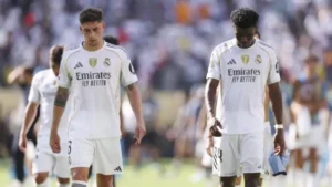 En la foto, Tchouaméni y Valverde