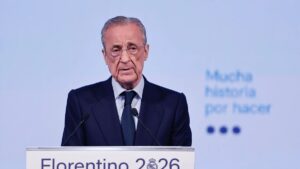 En la foto, Florentino Pérez durante la presentación de su campaña