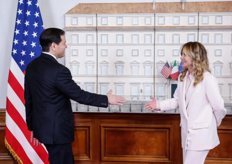 En la foto, encuentro de Giorgia Meloni y Marco Rubio