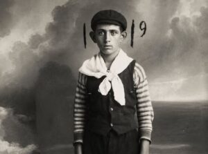 En la foto, Cayetano Santos Godino, el Petiso Orejudo