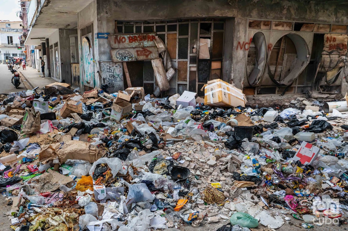 La supuesta ingenuidad docta de Ramón 1 En la foto, La Habana, mayo de 2026