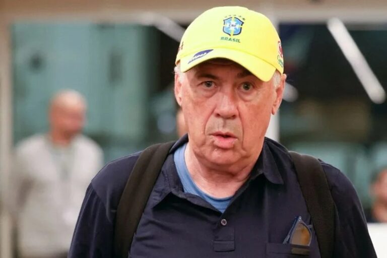 En la foto, Carlo Ancelotti