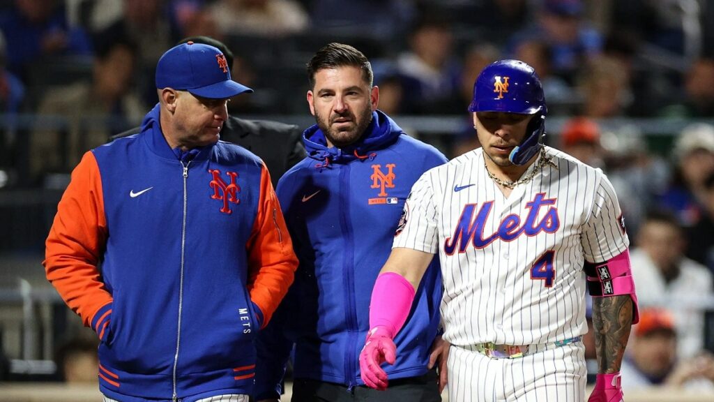 En la foto, Francisco Álvarez deja el juego