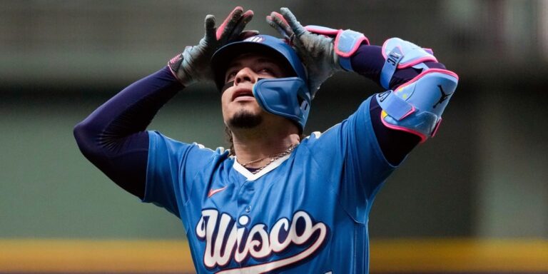 En la foto, el venezolano William Contreras