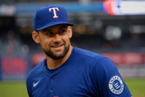 En la foto, Nathan Eovaldi
