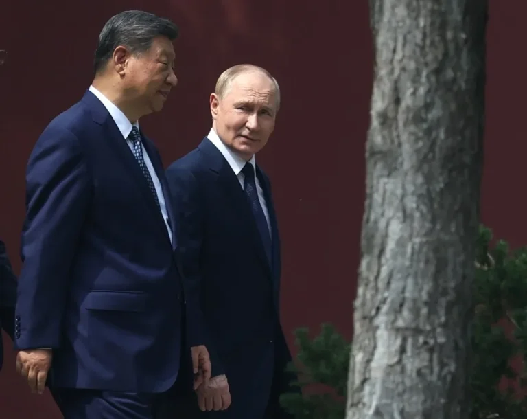 En la foto, Los presidentes chino y ruso, Xi Jinping y Vladímir Putin