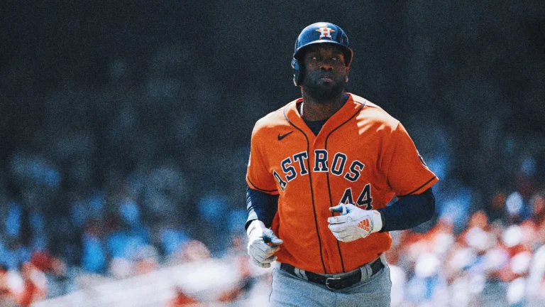 Yordan Álvarez batea dos jonrones pero Astros caen ante Rangers 1 En la foto, Yordan Álvarez