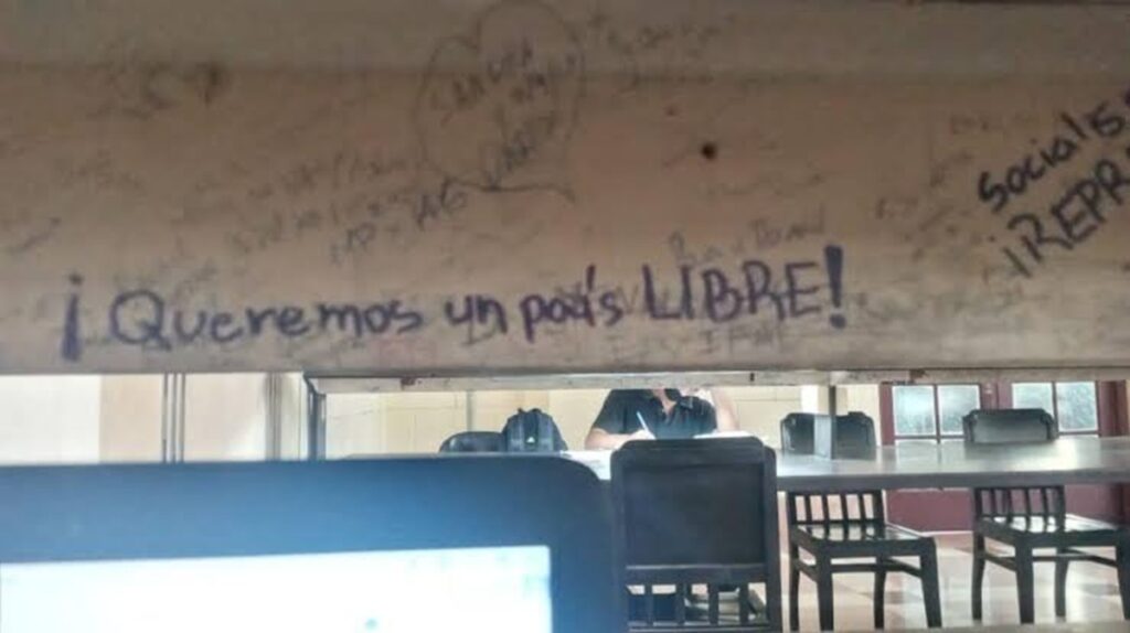 En la foto, pintada en reclamo de libertad en La Habana