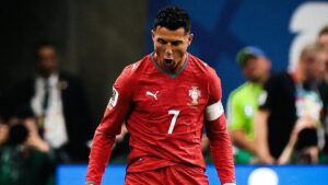 Cristiano celebra un gol ante Uzbekistán