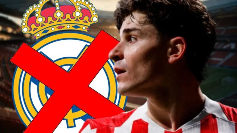 En la foto, Julián Álvarez y el escudo del Real Madrid