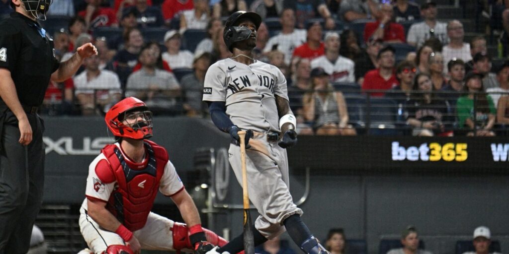 Jonrón de Chisholm al abrir la 8va da a Yankees triunfo sobre Guardians 3 En la foto, Jazz Chisholm