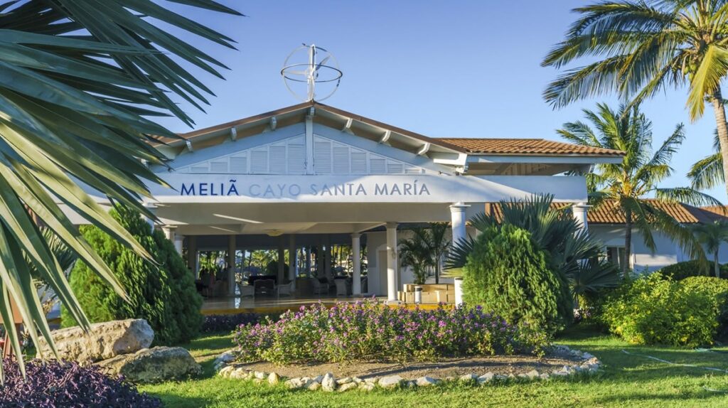 Meliá se despide definitivamente de Cuba 5 En la foto, la entrada del Hotel Meliá Cayo Santa María