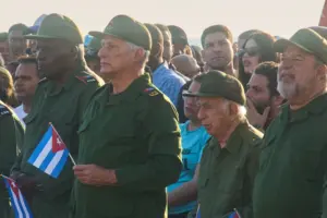 En la foto, la cúpula gobernante cubana