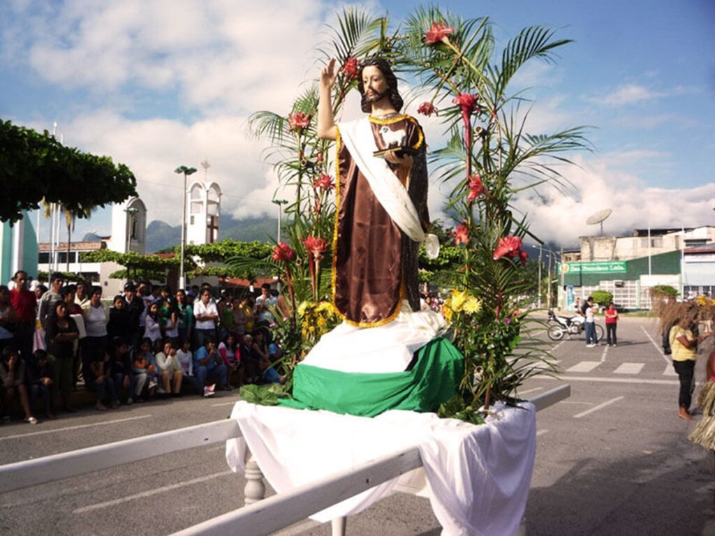 En la foto, momento de la fiesta de San Juan en Perú