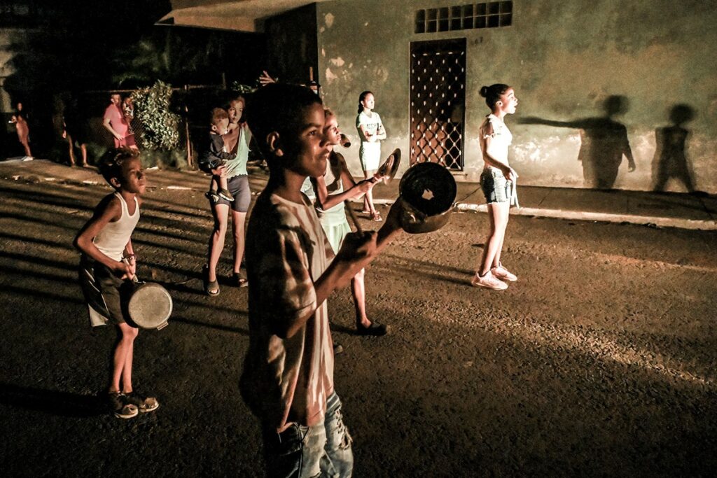 En la foto, Protestas de jóvenes en Cuba