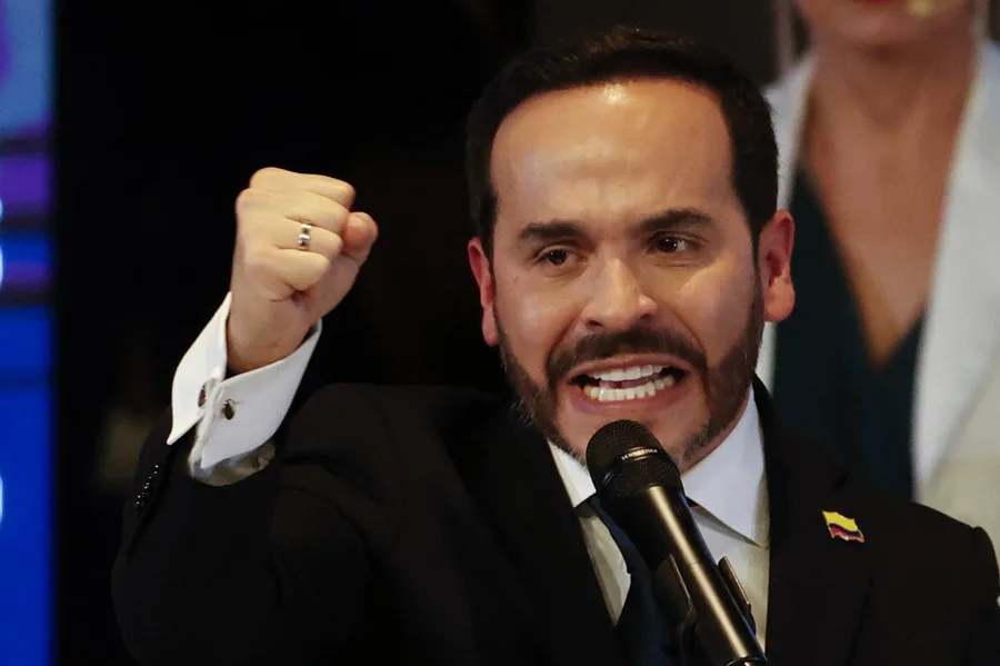 En la foto, Abelardo de la Espriella