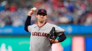 En la foto, Gavin Williams 