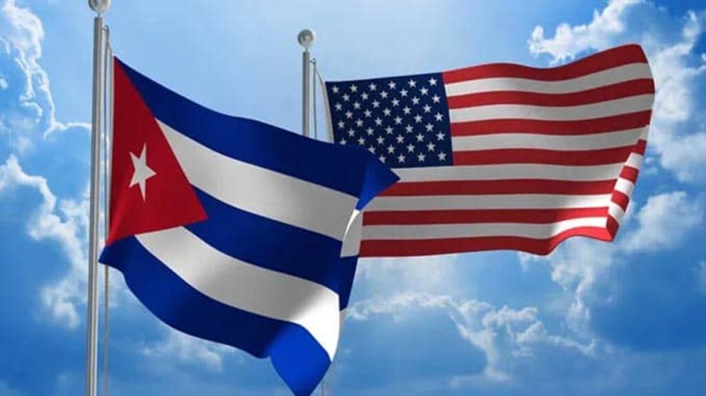 En la foto, banderas de Cuba Y EEUU