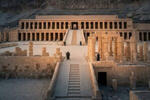 En la foto, el templo de Hatshepsut